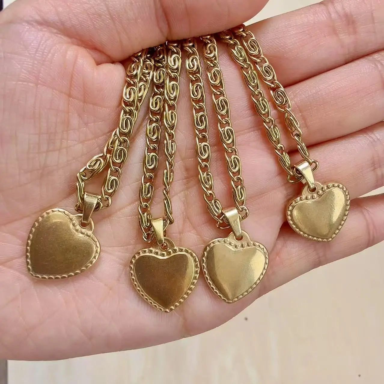 316L Stainless Steel Initial Necklace – Letter Heart Pendant Chain for Women - Image 2